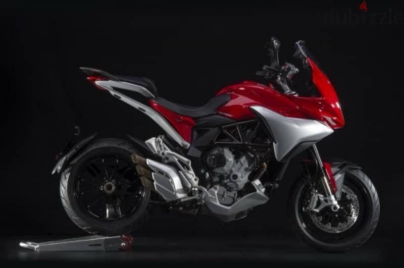 MV Agusta Veloce 800 0