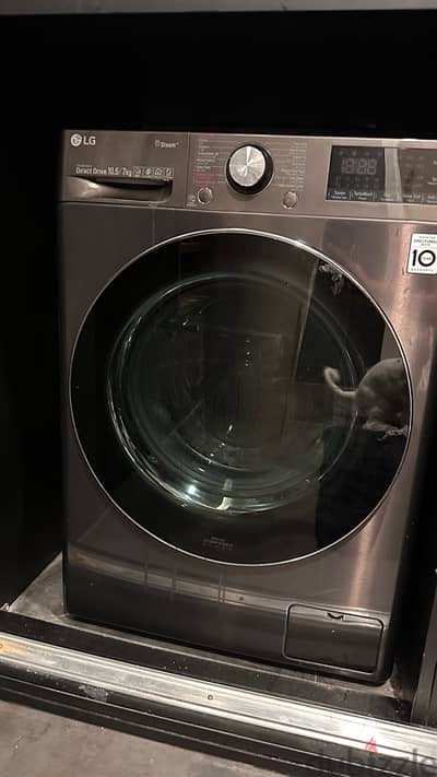 lg washer dryer 10.5/7kg Digital