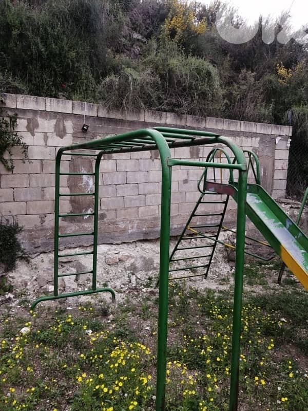 زحليطة و مرجوحة و اداة للتشعلق 1