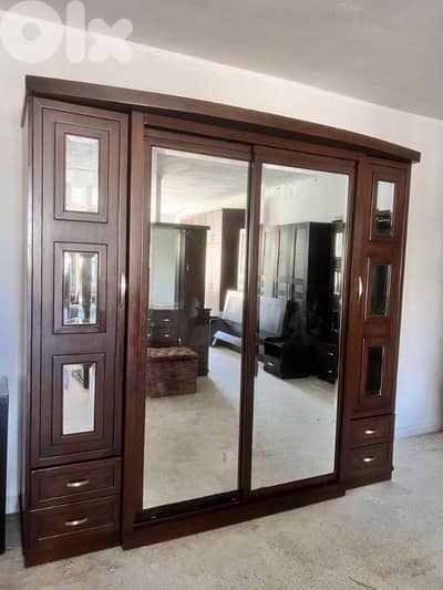 أوضة نوم ملوكية خشب لاتيه وزان قشرة سنديان مستعملة بحاله جديدة