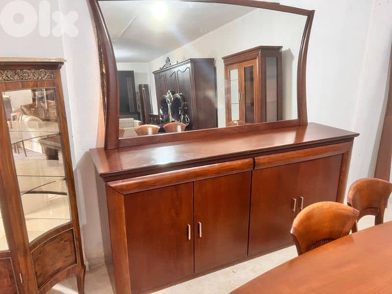 أوضة سفرة خشب مسيف مستعملة بحاله جديدة 1