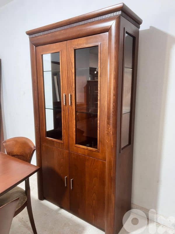 أوضة سفرة خشب مسيف مستعملة بحاله جديدة 3