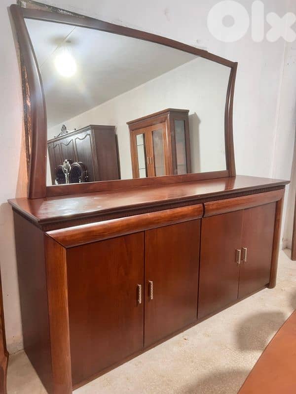 أوضة سفرة خشب مسيف مستعملة بحاله جديدة 4