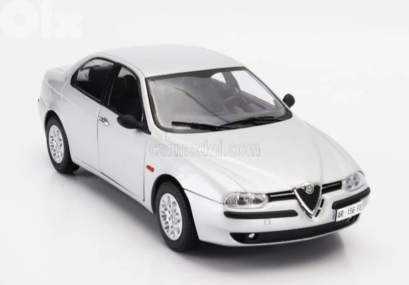 Alfa Romeo 156 Twin Spark 2.0 (1997) diecast car model 1;18 3