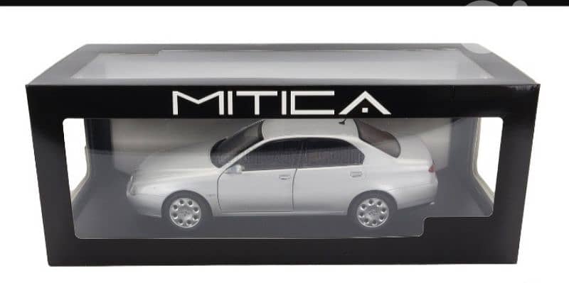 Alfa Romeo 166 2.0 V6 (1998) diecast car model 1;18 8