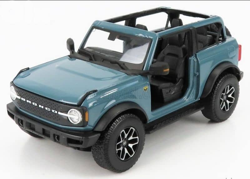 Ford Bronco Badlands 2021 diecast car model 1;18. 0