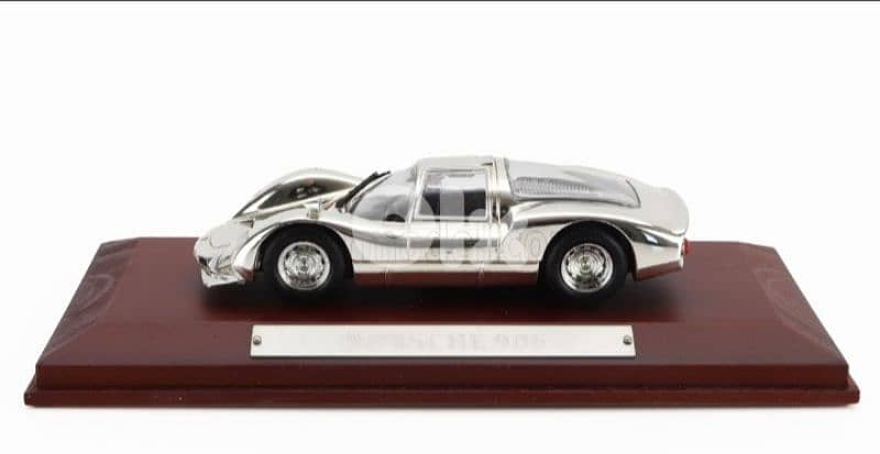 Porsche 906 Carrera 1965 diecast car model 1;43. 1