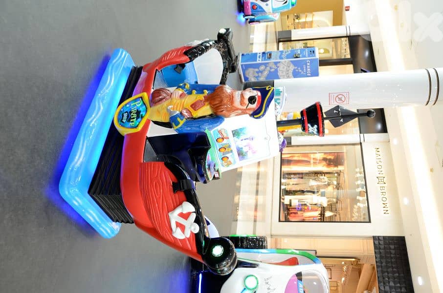 PIRATE SHIP - Coin Operated Kiddie Ride 5