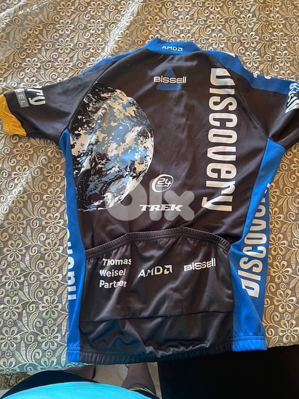 Cycling Jerseys and outfit 0