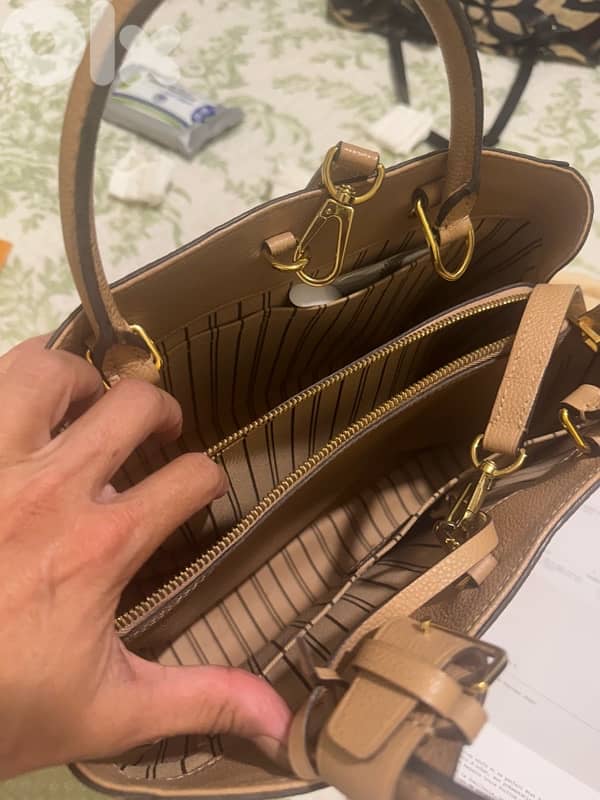 LV beige bag 3
