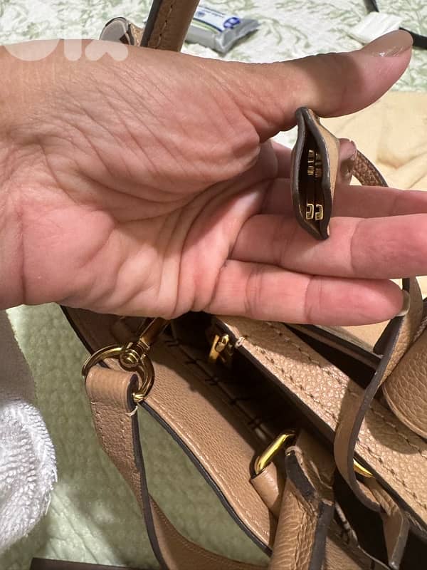 LV beige bag 7