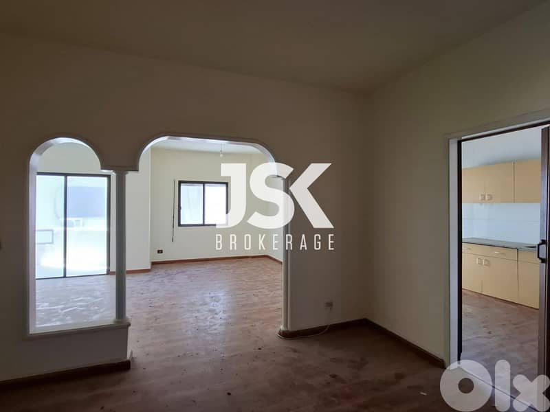 L18437-3-Bedroom Apartment For Sale in Aamchit With A Good Price 0