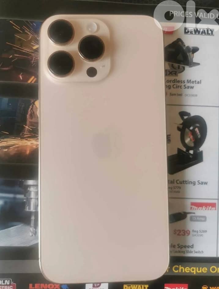 Iphone 16 pro max 256gb gold 0
