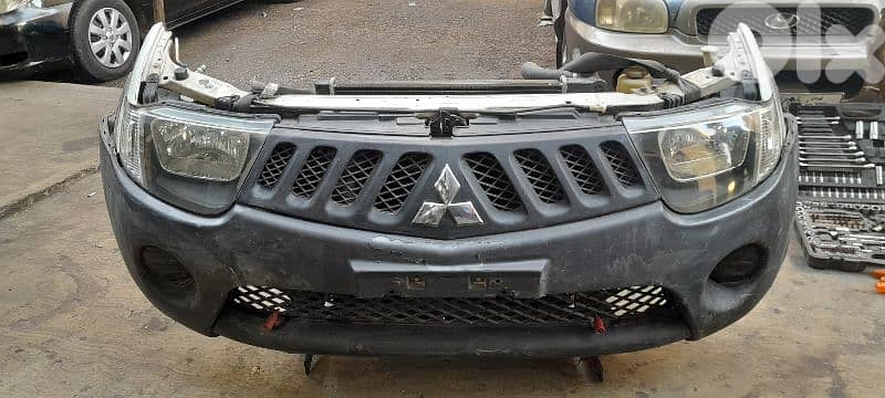 mitsubishi L200 2010 0