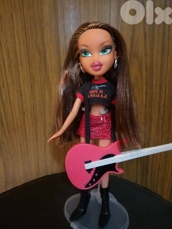 BRATZ ROCK ANGELZ YASMIN 2nd Edition MGA 2005 Great doll+Boots+Guitare 6