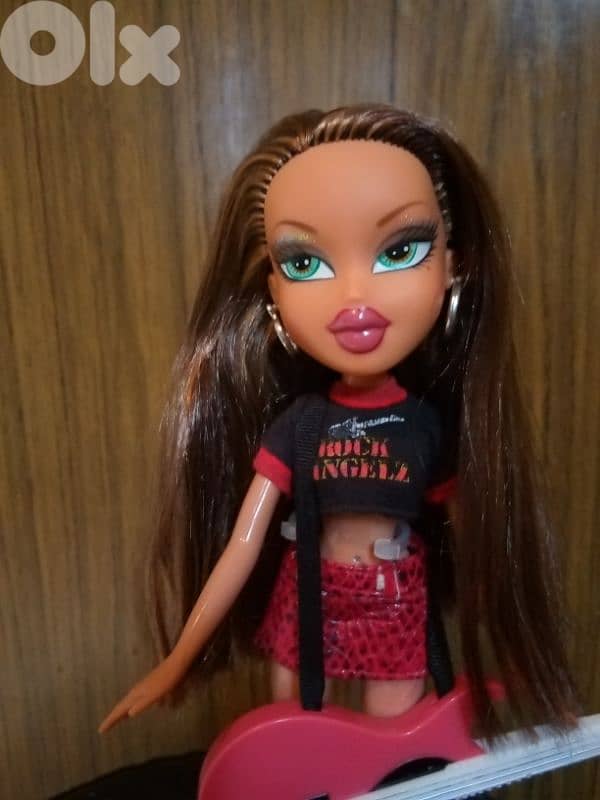 BRATZ ROCK ANGELZ YASMIN 2nd Edition MGA 2005 Great doll+Boots+Guitare 3