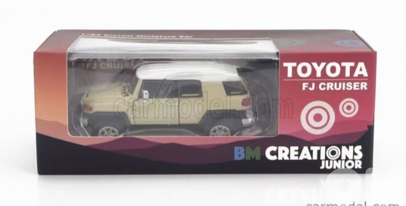 Toyota FJ Cruiser diecast car model 1;64 4