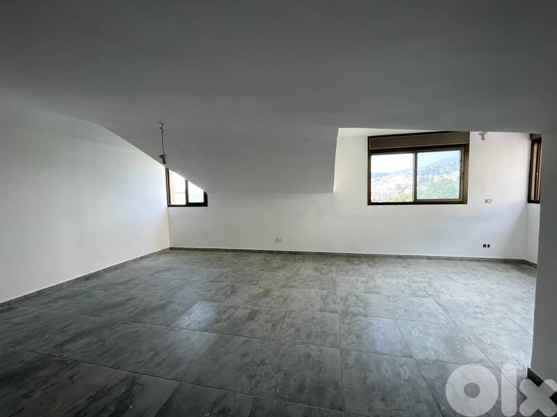RWK149EN - Apartment For Sale In Haret Sakher - شقة للبيع في حارة صخر 0