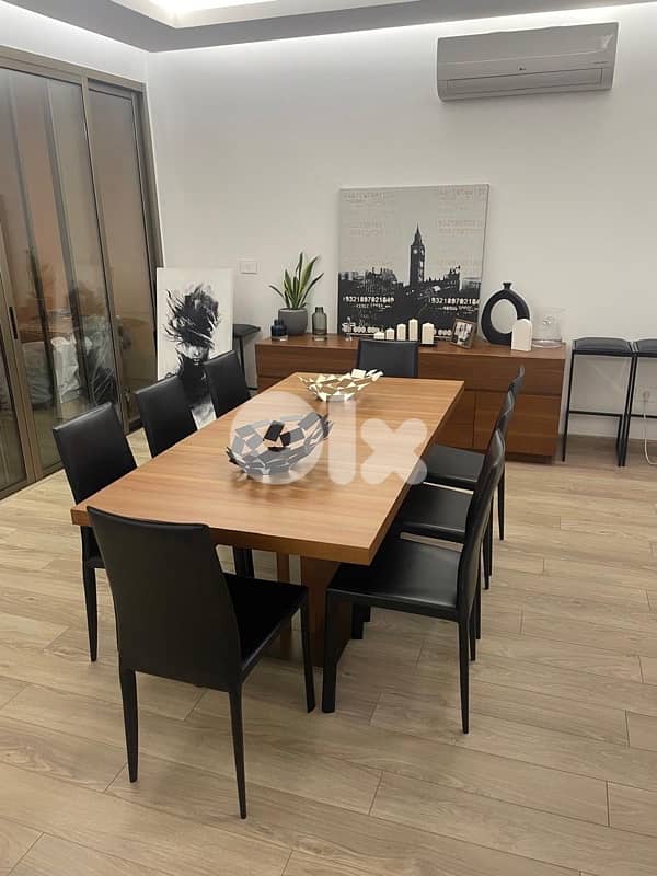 Dining table and sideboard 1