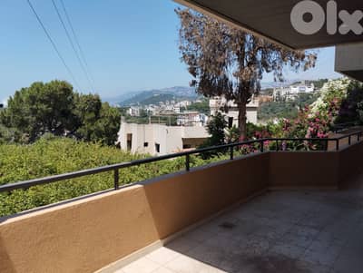 230m2 Apartment+mountain view 4 sale in Aoukar -شقة للبيع في عوكر