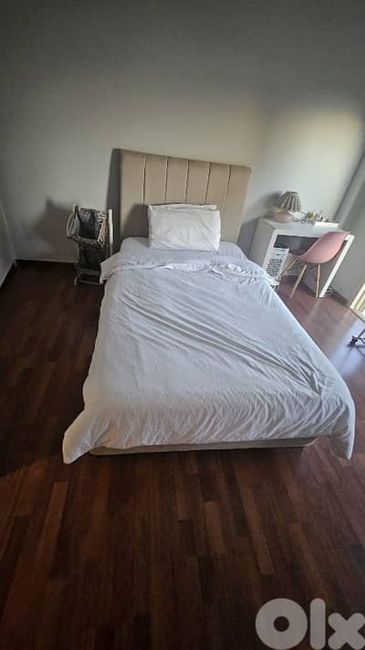 Almost new bed for sale