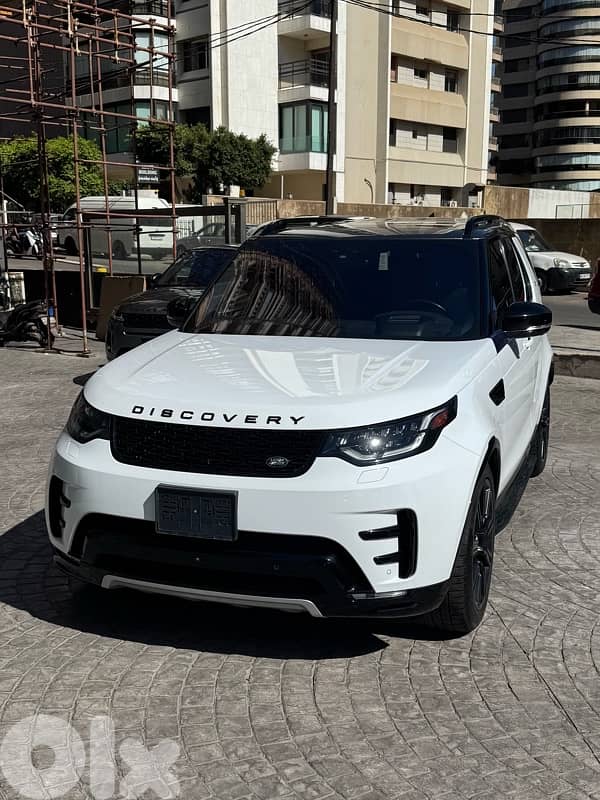 2017 Land Rover Discovery HSE Dynamic Luxury Package 0