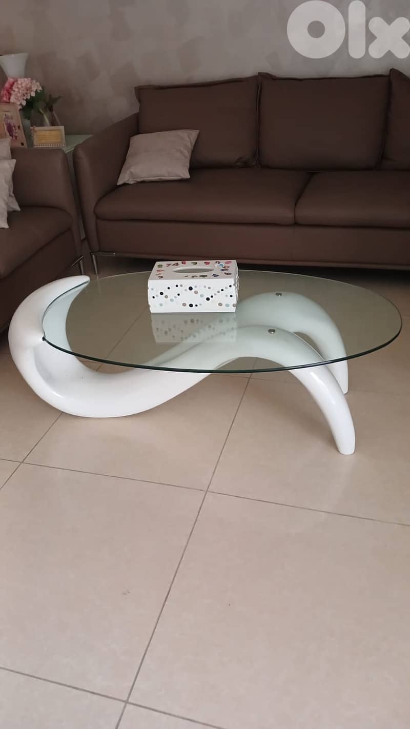 Leather salon color taupe 1