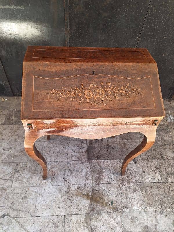 سكرتير فرنسية مميزة انتيك مركتري رائعة جدا 1