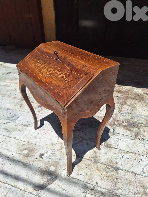 سكرتير فرنسية مميزة انتيك مركتري رائعة جدا 8