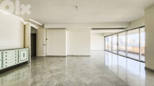 Spacious Apartment for Rent in Achrafieh شقة واسعة للإيجار في الأشرفية