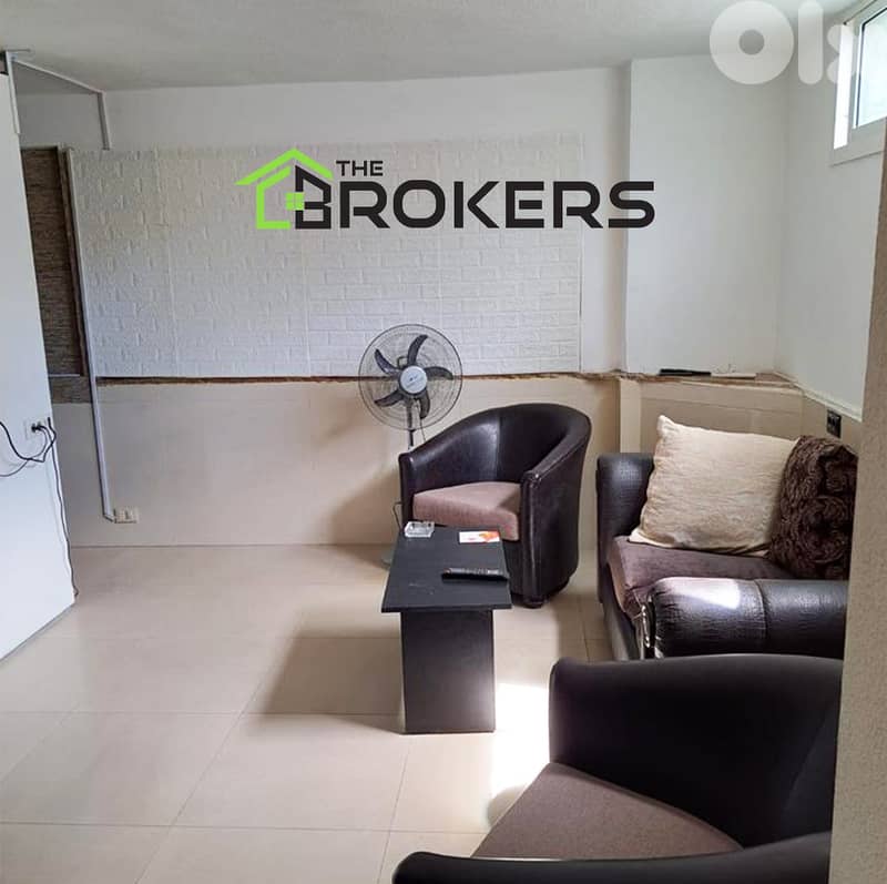 Office for Sale in Rawche   مكتب للبيع في الروشة 0