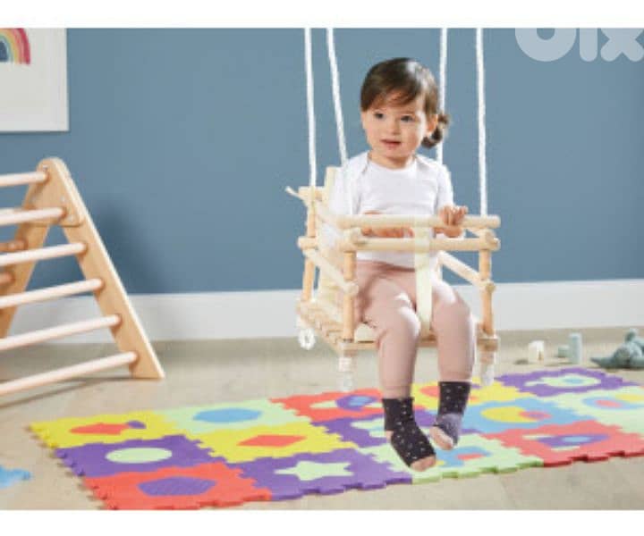 play tive premium baby swing 1