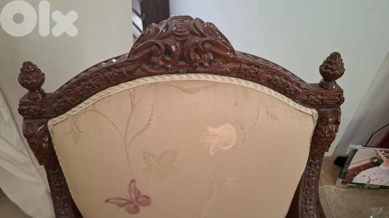 living room 3pcs + tables style louis XIV for sale NEGOTIABLE 4