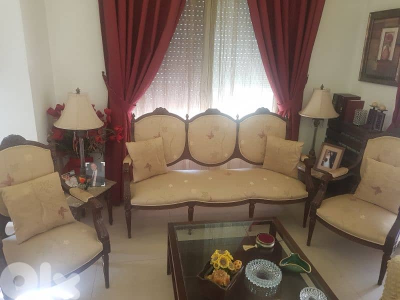 living room 3pcs + tables style louis XIV for sale NEGOTIABLE 9