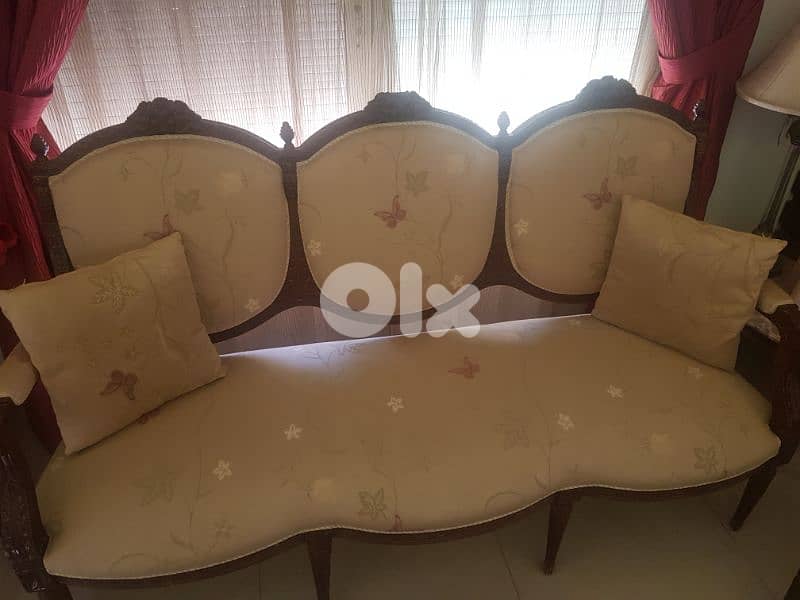 living room 3pcs + tables style louis XIV for sale NEGOTIABLE 10