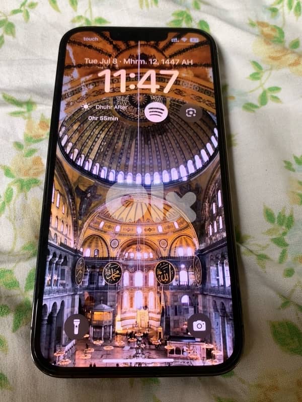 iPhone 13 pro 256 - excellent condition 6