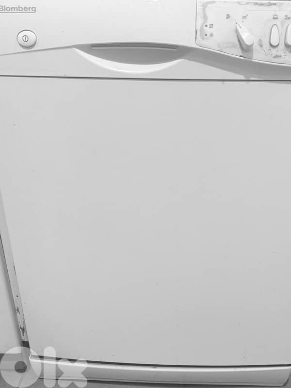 campomatic 9 kg DRYER and Bloomberg dishwasher 2