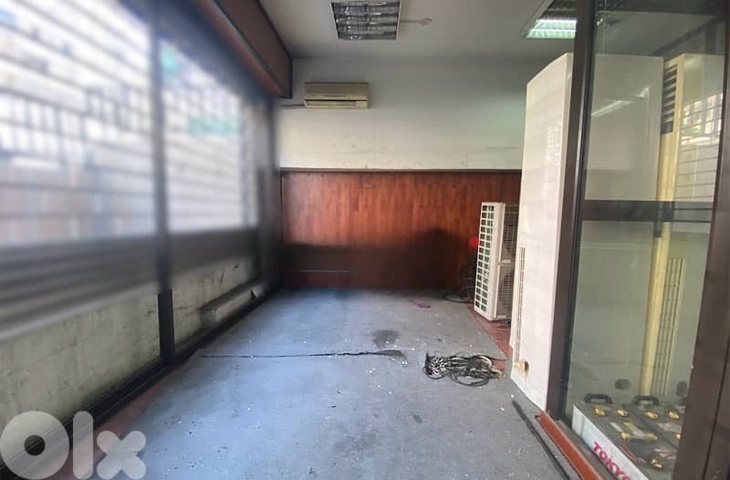 Huge shop with warehouse for sale in Salim Slam /سليم سلام 0