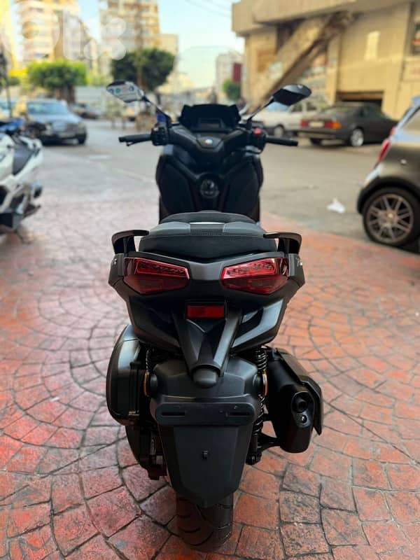 Yamaha X-Max Tech 2025 9