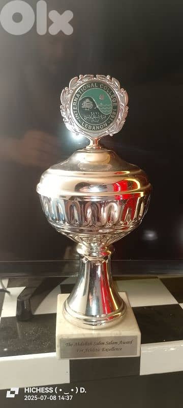 Trophy 1 Big +1 Small 3