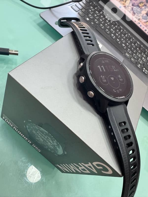 Garmin 955 forerunner watch barley used 5