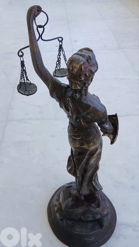 تمثال العدالة 7