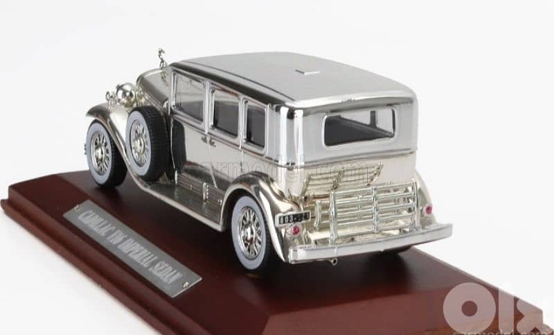 Cadillac V16 Imperial 1930 diecast car model 1;43 2
