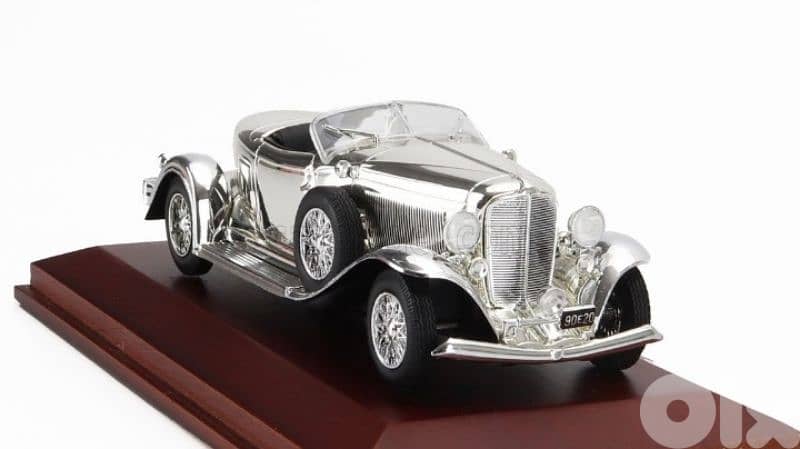 Auburn Boat Tail Roadster 1933 2