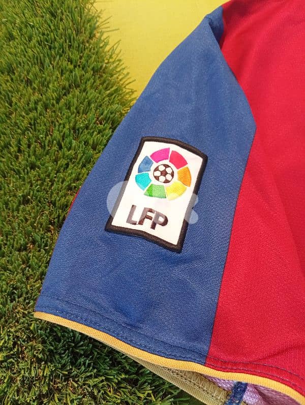 Authentic Barcelona Original Home Football Shirt 5