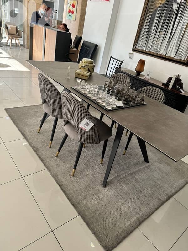 ceramic dining table 2