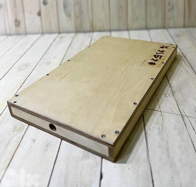 Apple Box Quarter 0
