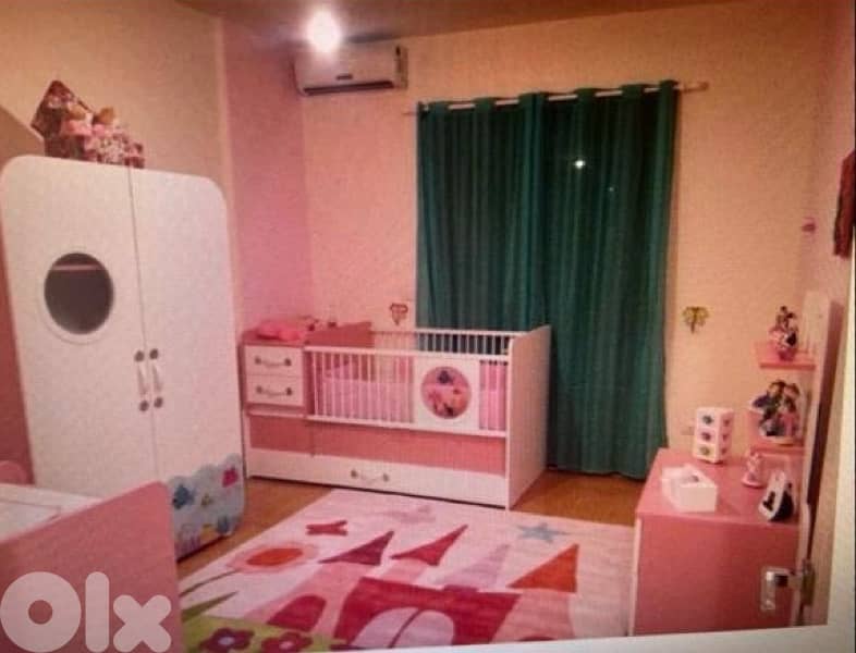 Girls bedroom in mint condition 03/448234 0