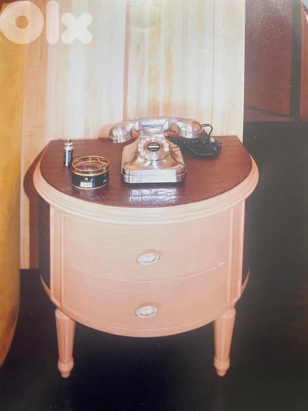 hand made with palissandre wood and leather 3