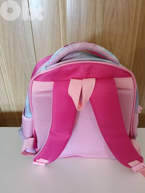 genius school bag clean like new 32cm 3
